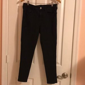 Hi-Rise Jegging in Black